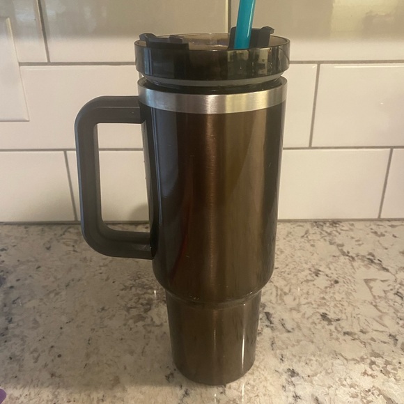 stanley - Picture 3 of 5